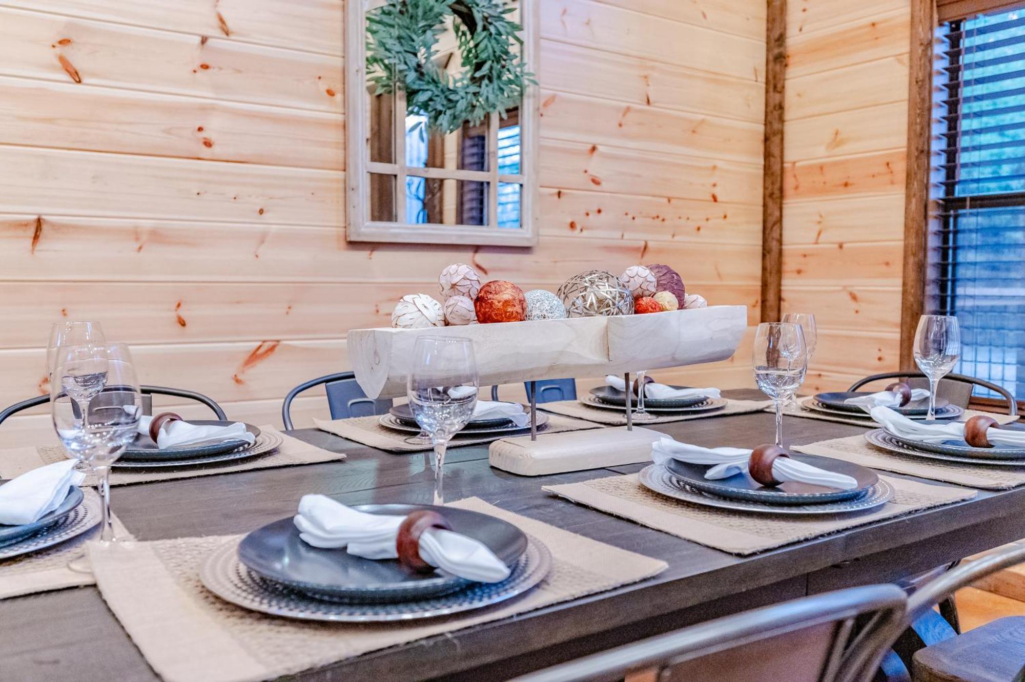 The Luxurious Blue Sky Lodge Is Epic! Broken Bow Eksteriør billede