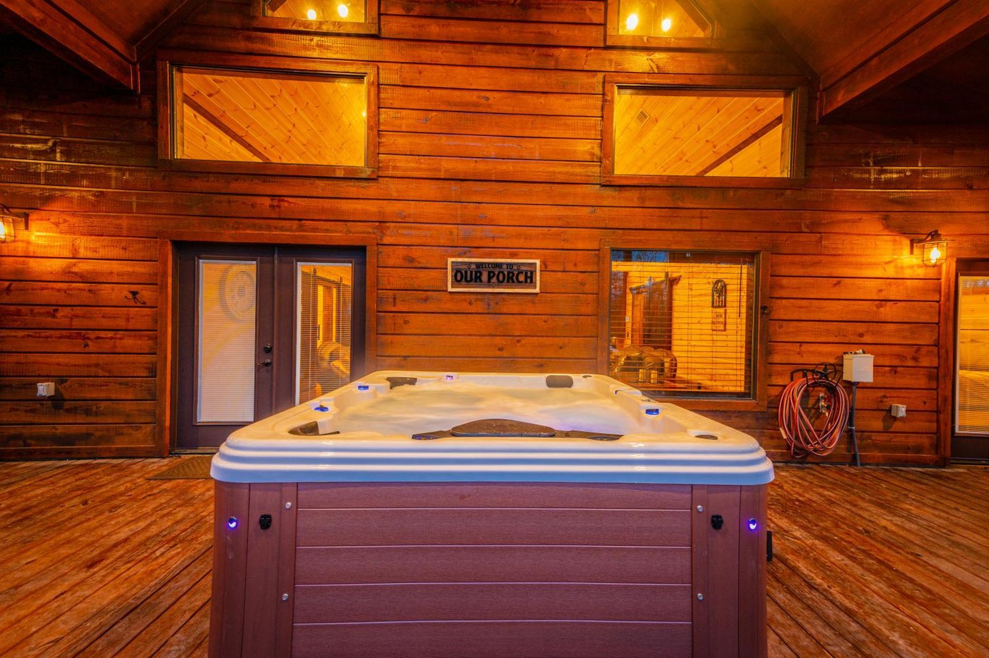 The Luxurious Blue Sky Lodge Is Epic! Broken Bow Eksteriør billede