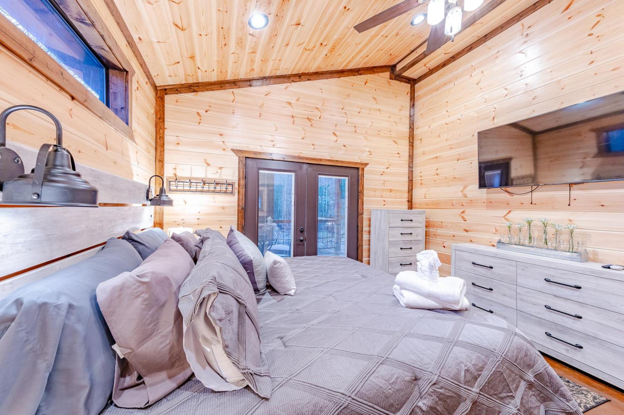 The Luxurious Blue Sky Lodge Is Epic! Broken Bow Eksteriør billede