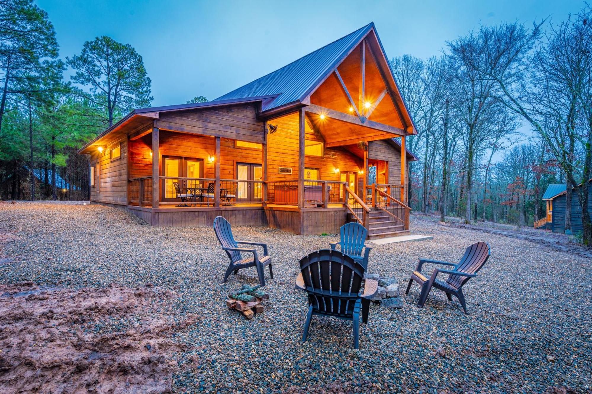 The Luxurious Blue Sky Lodge Is Epic! Broken Bow Eksteriør billede