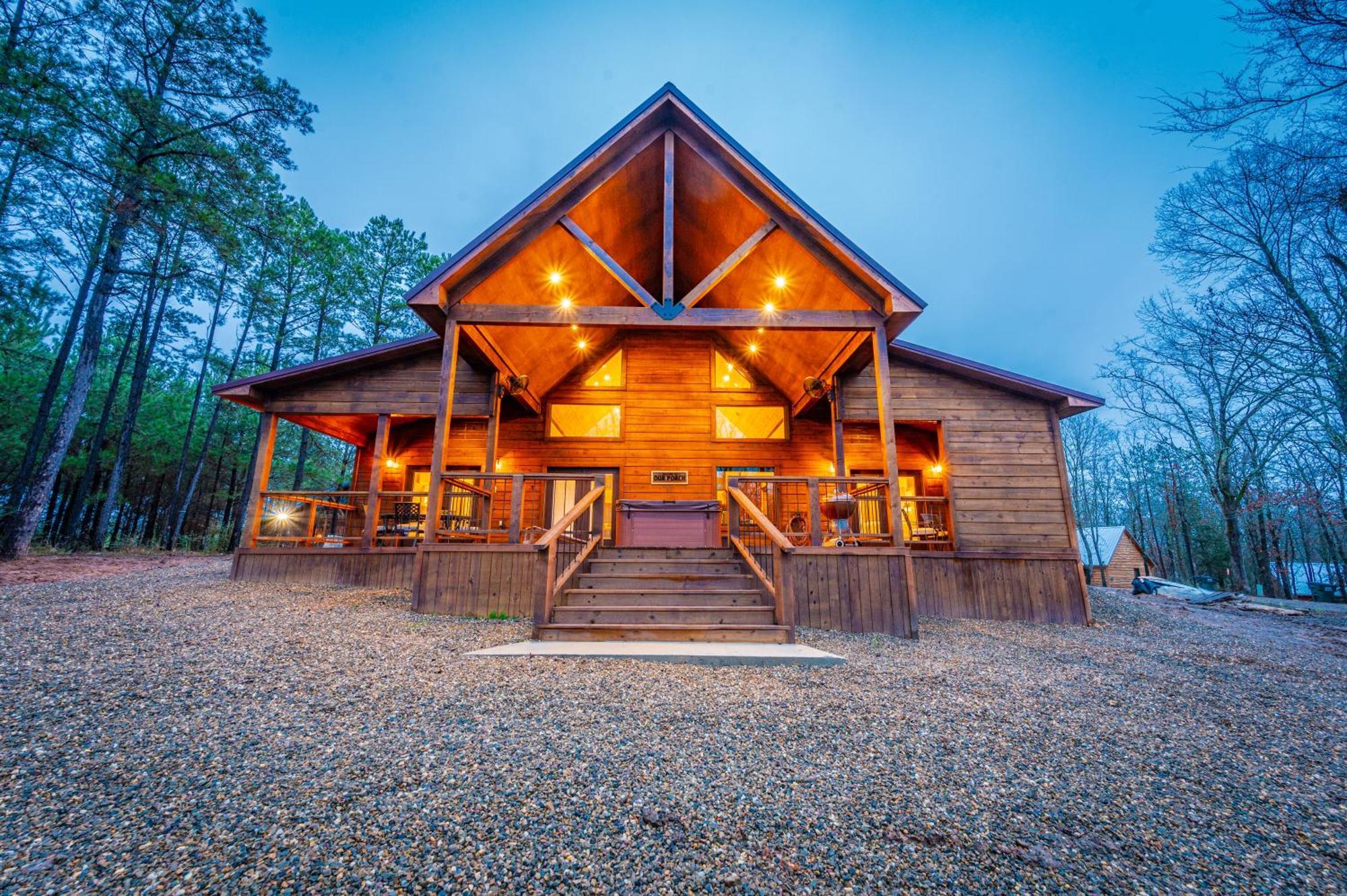 The Luxurious Blue Sky Lodge Is Epic! Broken Bow Eksteriør billede