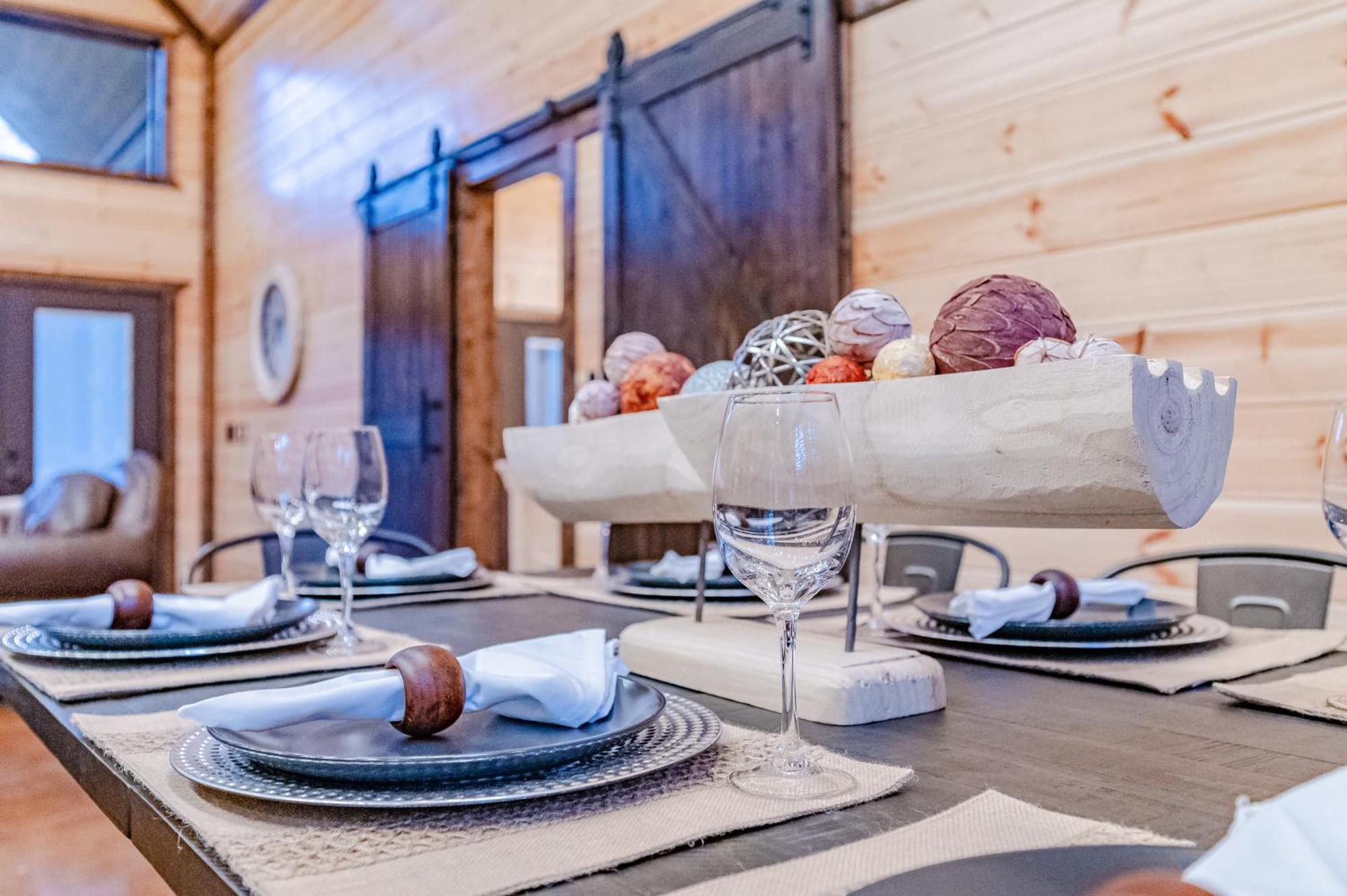 The Luxurious Blue Sky Lodge Is Epic! Broken Bow Eksteriør billede